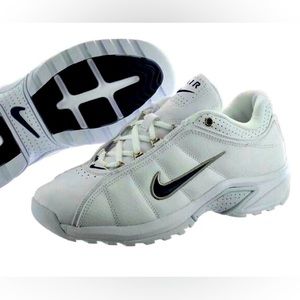 Nike men’s Air VXT